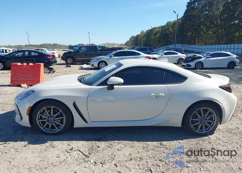 2022 Subaru Brz Premium z USA, uszkodzony, nr VIN JF1ZDBB19N9701464